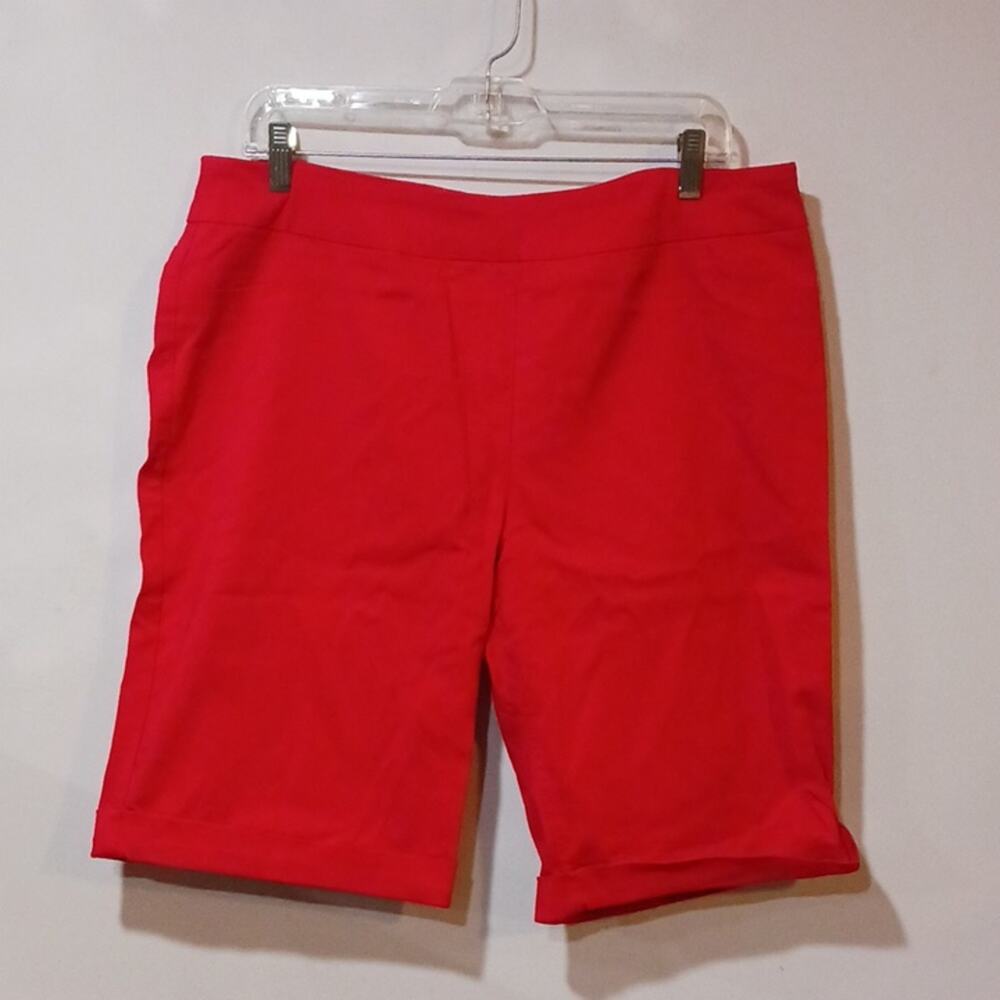 Soft Surroundings red stretch shorts PLG